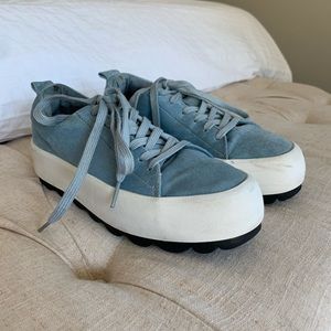 Zara Trafaluc | Blue Velvet Platform Tennis Shoes